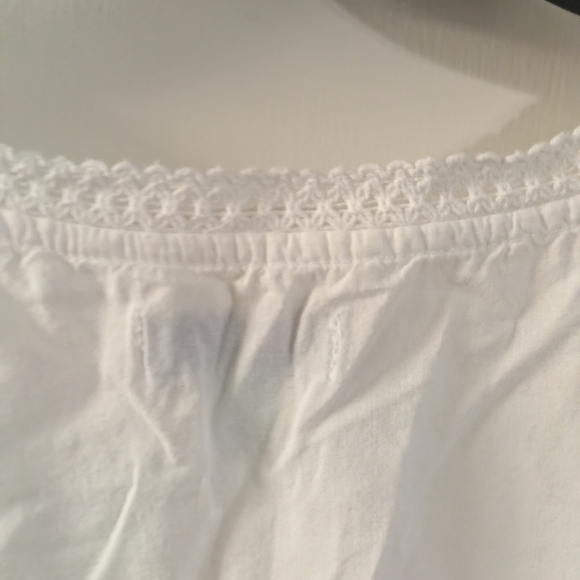 Susina White Eyelet Blouse - Picture 6 of 7